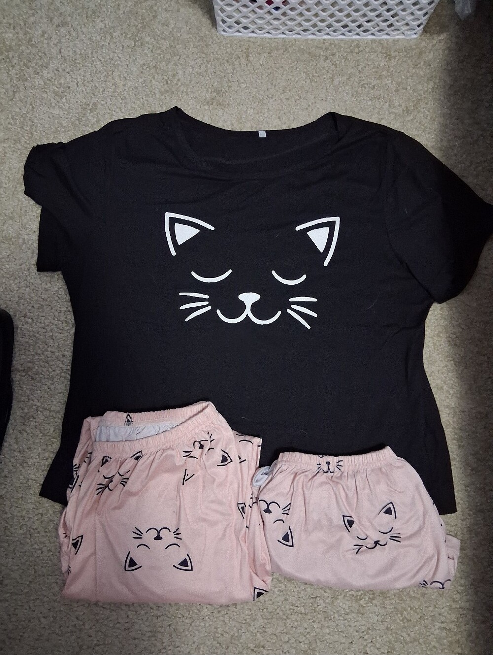 Women's unbranded cat pajama set